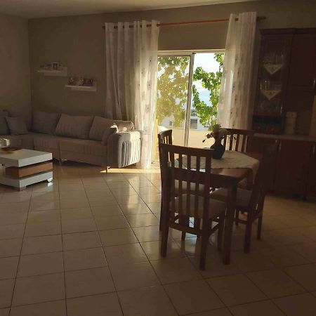 White Panorama Apartment Sarandë エクステリア 写真